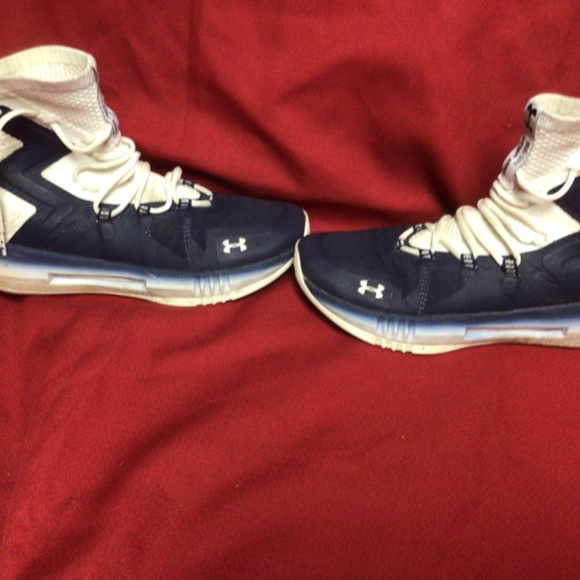 - UNDER ARMOUR Volleyball shoe - Picture 3 of 5
